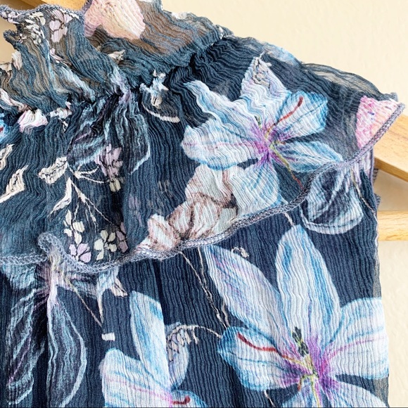 JOHNNY WAS silk ruffle sleeveless top size XS floral - Picture 7 of 12